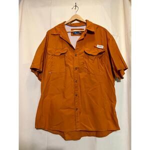 Magellan Fish Gear Button-Up Short Sleeve Shirt Men’s Large.